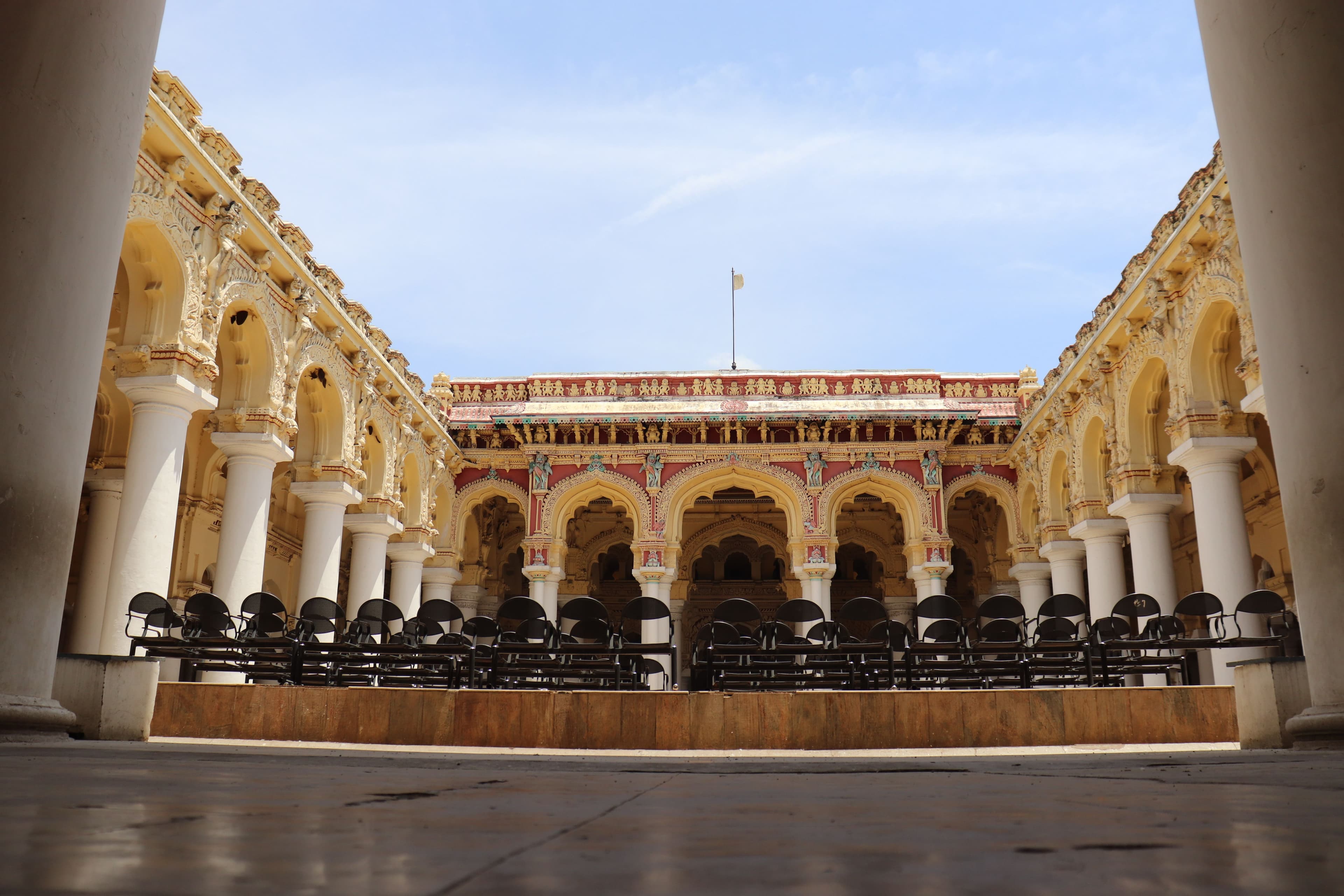 Wholesale Clothing in Madurai: A Guide to Buying Ready-Made Garments